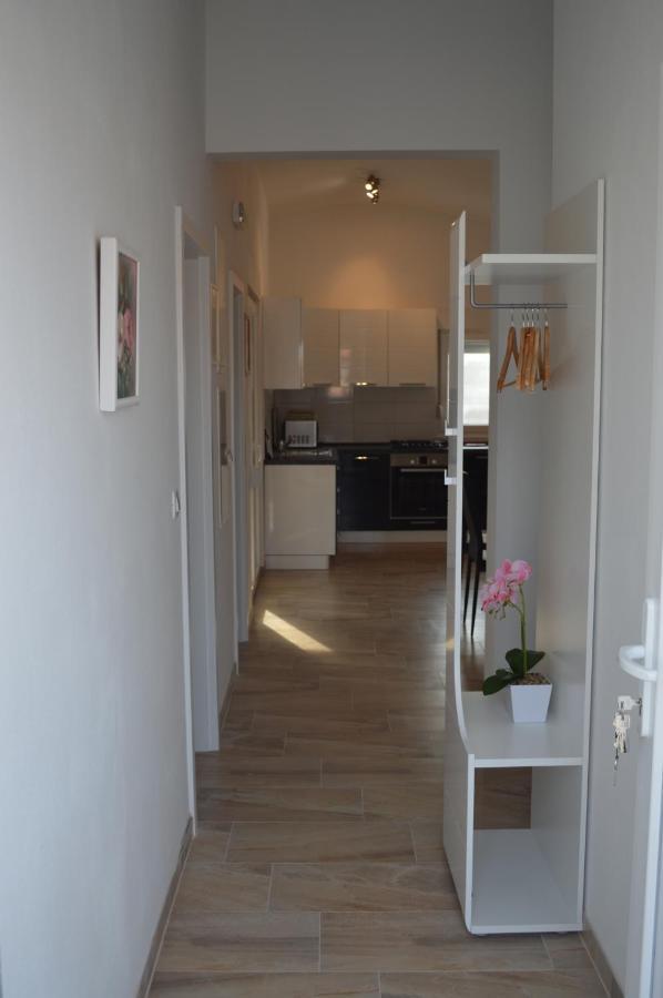 Apartment Dvorak Vir Esterno foto